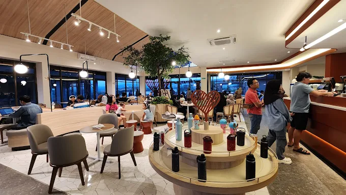kafe kopi kenangan